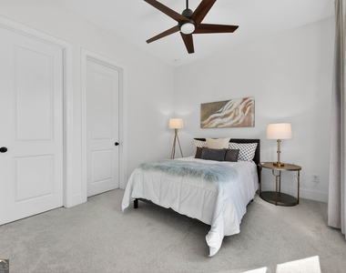 512 Cedar Crest Circle - Photo Thumbnail 20