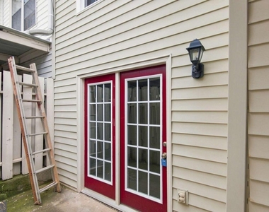 218 Mill Creek Place - Photo Thumbnail 23