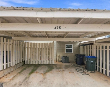 218 Mill Creek Place - Photo Thumbnail 24