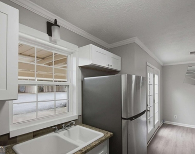 218 Mill Creek Place - Photo Thumbnail 7