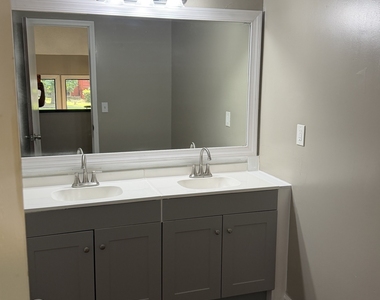 1116 Aspen Log Place - Photo Thumbnail 15