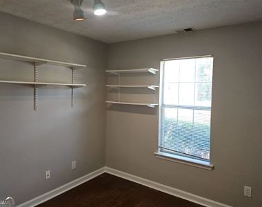 12205 Cypress Way - Photo Thumbnail 30