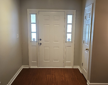 12205 Cypress Way - Photo Thumbnail 8