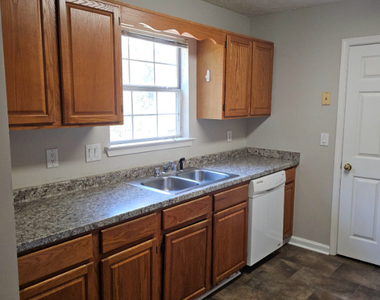 12205 Cypress Way - Photo Thumbnail 20