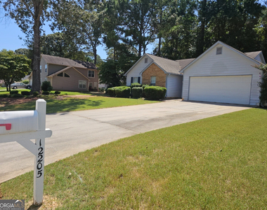 12205 Cypress Way - Photo Thumbnail 4