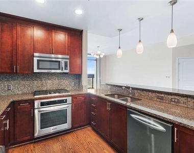 270 17th Street Nw - Photo Thumbnail 7