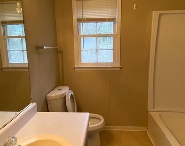 2347 Murell Road - Photo Thumbnail 6