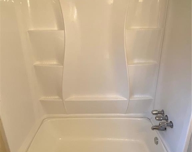 2347 Murell Road - Photo Thumbnail 7
