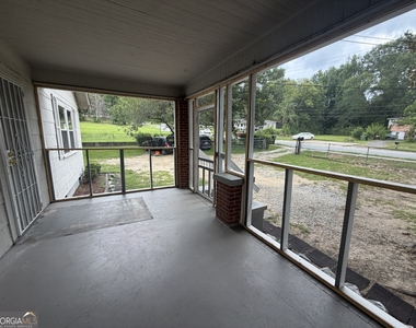 2353 Shelby Street - Photo Thumbnail 1