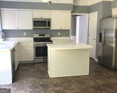 6435 Stapleford Lane - Photo Thumbnail 8