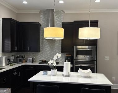 2141 Coventry Drive - Photo Thumbnail 20