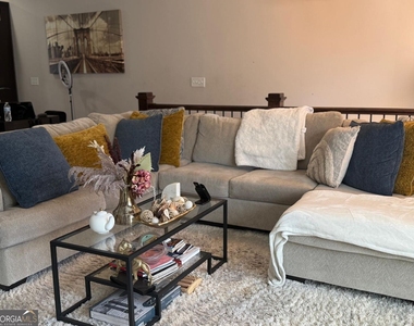 2141 Coventry Drive - Photo Thumbnail 22