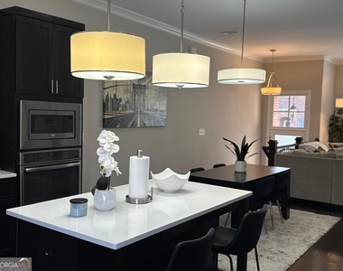2141 Coventry Drive - Photo Thumbnail 23