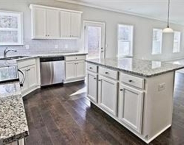 1406 Weeping Tree Drive - Photo Thumbnail 9