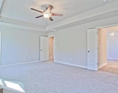 1406 Weeping Tree Drive - Photo Thumbnail 14
