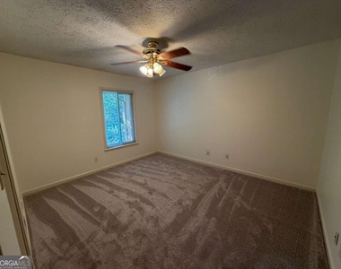 878 Lake Hollow Boulevard Sw - Photo Thumbnail 17