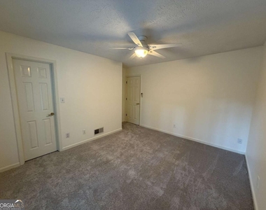 878 Lake Hollow Boulevard Sw - Photo Thumbnail 16