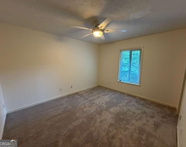 878 Lake Hollow Boulevard Sw - Photo Thumbnail 15