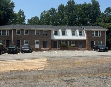 180 Chalfont Lane - Photo Thumbnail 9