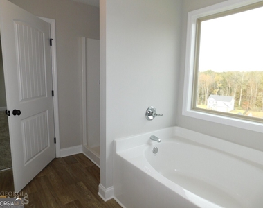 2214 Savannah Drive - Photo Thumbnail 10