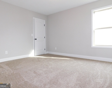 2214 Savannah Drive - Photo Thumbnail 12