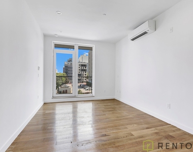 1875 Atlantic Avenue - Photo Thumbnail 6