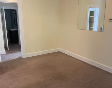 17 Chestnut St - Unit 1 - Photo Thumbnail 6