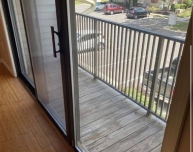 53 Taylor Dr - Photo Thumbnail 5