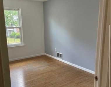 53 Taylor Dr - Photo Thumbnail 10