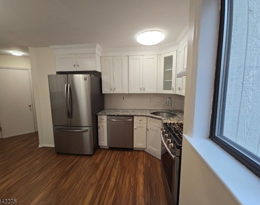41 Arbor Cir - Photo Thumbnail 5