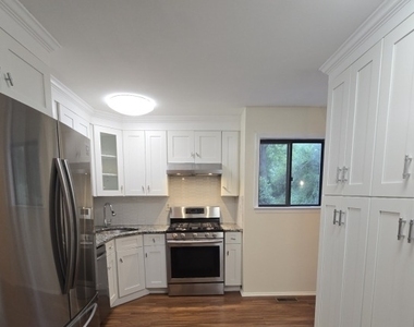 41 Arbor Cir - Photo Thumbnail 4
