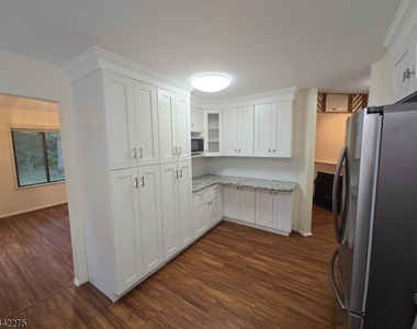 41 Arbor Cir - Photo Thumbnail 7