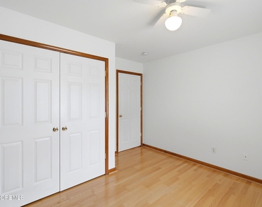92 Birch Street - Photo Thumbnail 17