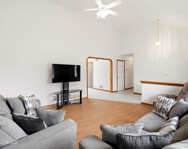 92 Birch Street - Photo Thumbnail 6