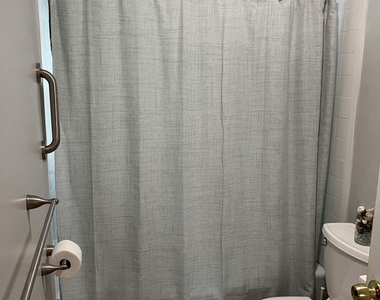 903 Catherine Street - Photo Thumbnail 10