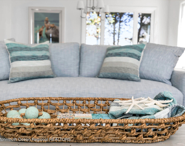 306 Ocean Road - Photo Thumbnail 4
