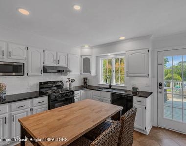 64 Curtis Avenue - Photo Thumbnail 22