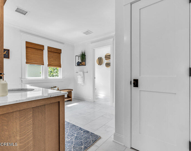 44 Cowart Avenue - Photo Thumbnail 33