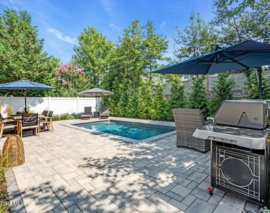 44 Cowart Avenue - Photo Thumbnail 48