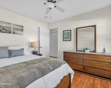 305 4th Avenue - Photo Thumbnail 16