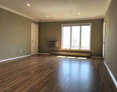 1501 Ocean Avenue - Photo Thumbnail 2