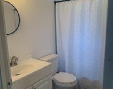 117 Seneca Lake Drive - Photo Thumbnail 10