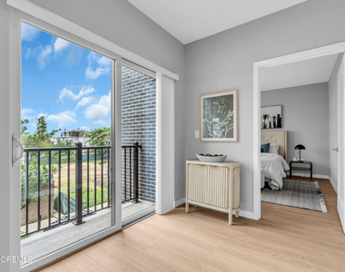 120 Monmouth Street - Photo Thumbnail 12