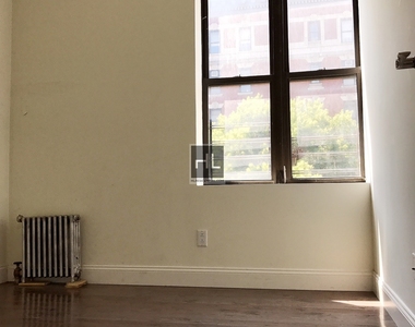 Tiemann Place - Photo Thumbnail 2