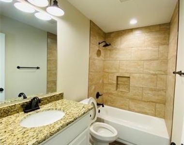 312 W Heron Street - Photo Thumbnail 12