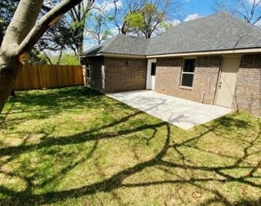 312 W Heron Street - Photo Thumbnail 16