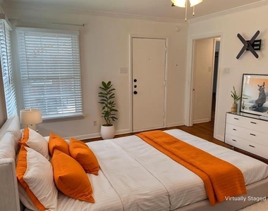 9532 Dixie Lane - Photo Thumbnail 7