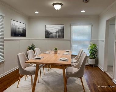 9532 Dixie Lane - Photo Thumbnail 3