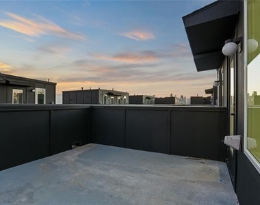 2031 N Prairie Avenue - Photo Thumbnail 21