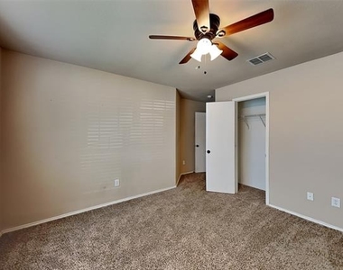 5561 Spring Ridge Drive - Photo Thumbnail 11